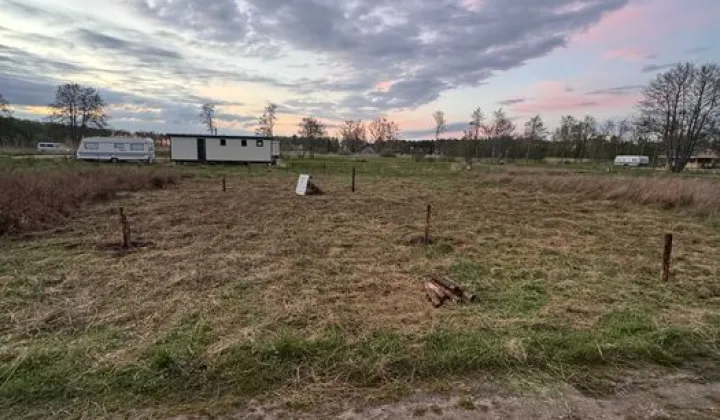 Działka rolna Karwieńskie Błoto Drugie