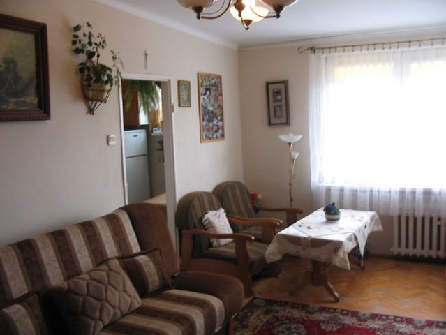 Mieszkanie 1-pokojowe Tomaszów Mazowiecki Zapiecek. Zdjęcie 1