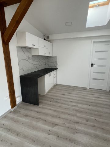 Mieszkanie 3-pokojowe Bydgoszcz, ul. Mazowiecka. Zdjęcie 2