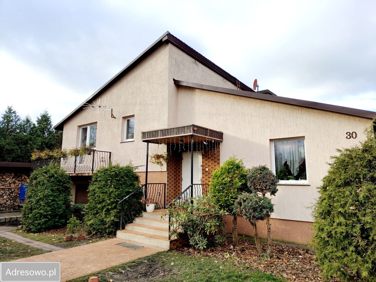 dom wolnostojący, 4 pokoje Skwierzyna, ul. Sportowa. Zdjęcie 1