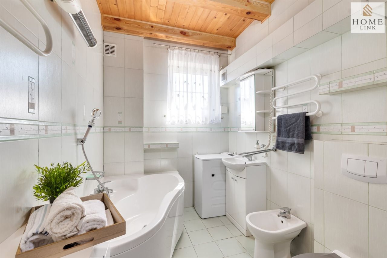 dom wolnostojący, 5 pokoi Guzowy Piec. Zdjęcie 13