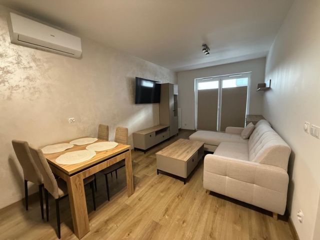 Mieszkanie 3-pokojowe Wrocław Krzyki, ul. Wichrowa. Zdjęcie 1