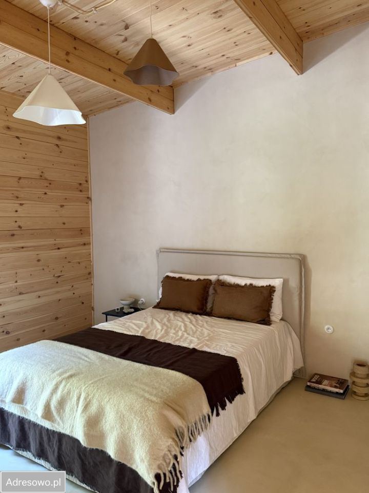 dom wolnostojący, 3 pokoje Lisiny. Zdjęcie 2