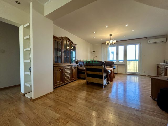 Mieszkanie 3-pokojowe Łódź Widzew, ul. Karola Adamieckiego. Zdjęcie 3