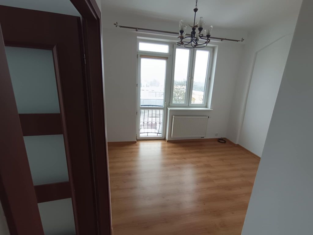 Mieszkanie 2-pokojowe Stare Pieścirogi, ul. gen. Władysława Sikorskiego. Zdjęcie 1