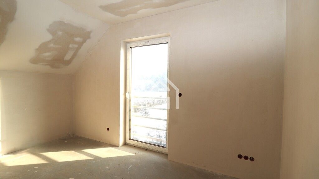 dom wolnostojący, 5 pokoi Kłaj. Zdjęcie 5