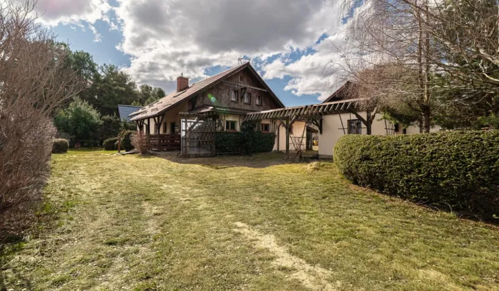 dom wolnostojący, 4 pokoje Swornegacie, ul. Polna