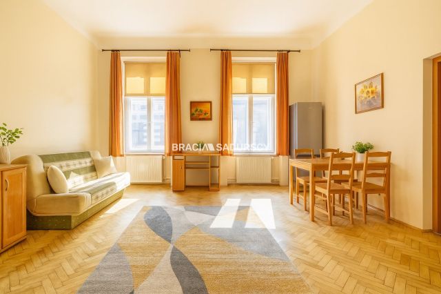 Mieszkanie 4-pokojowe Kraków Stare Miasto, ul. Długa. Zdjęcie 2