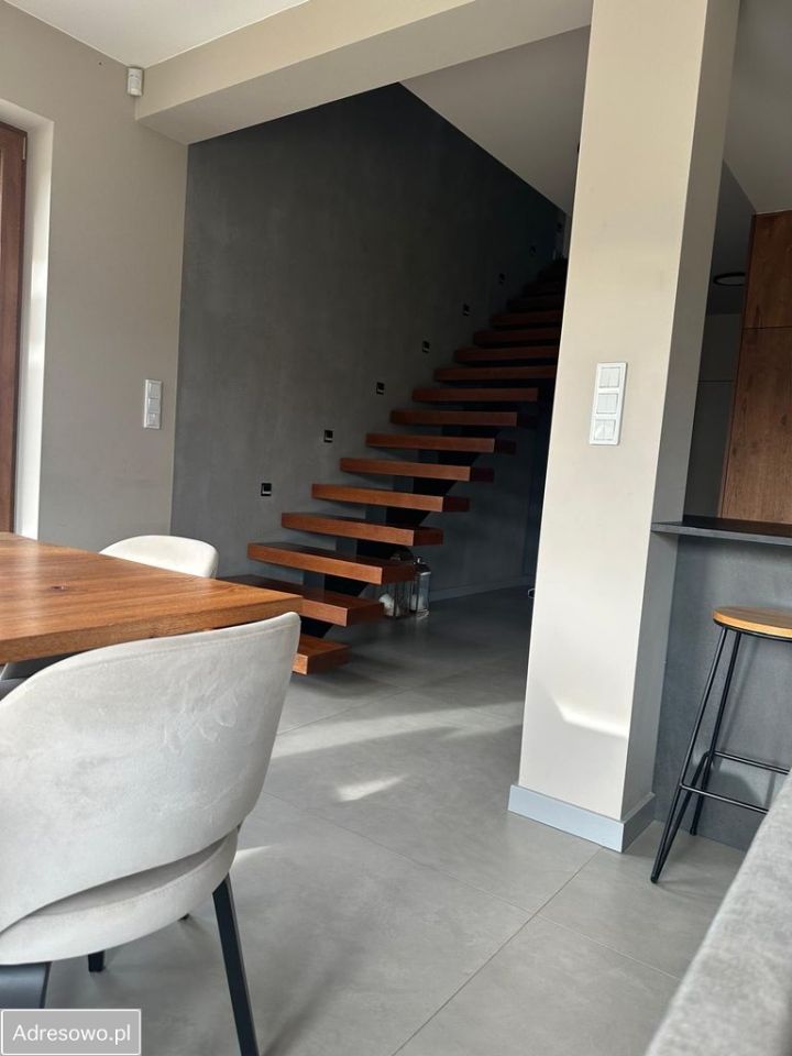 dom wolnostojący, 5 pokoi Kryspinów. Zdjęcie 8