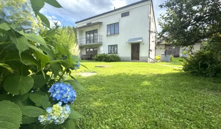 dom wolnostojący, 5 pokoi Brzezówka