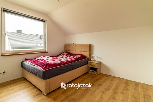 bliźniak, 5 pokoi Warzenko. Zdjęcie 11
