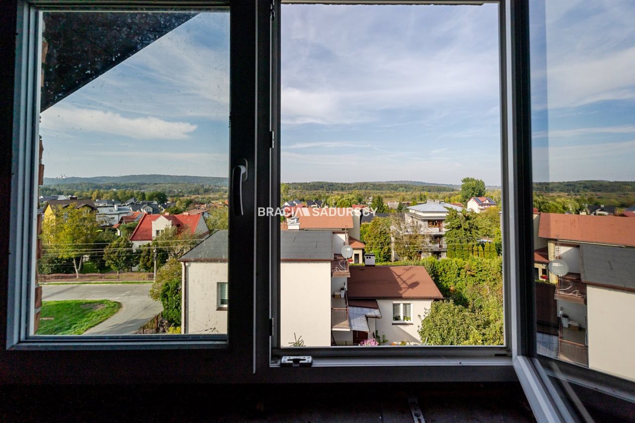 dom wolnostojący, 11 pokoi Kraków Dębniki, ul. Aleksandra Zelwerowicza. Zdjęcie 16