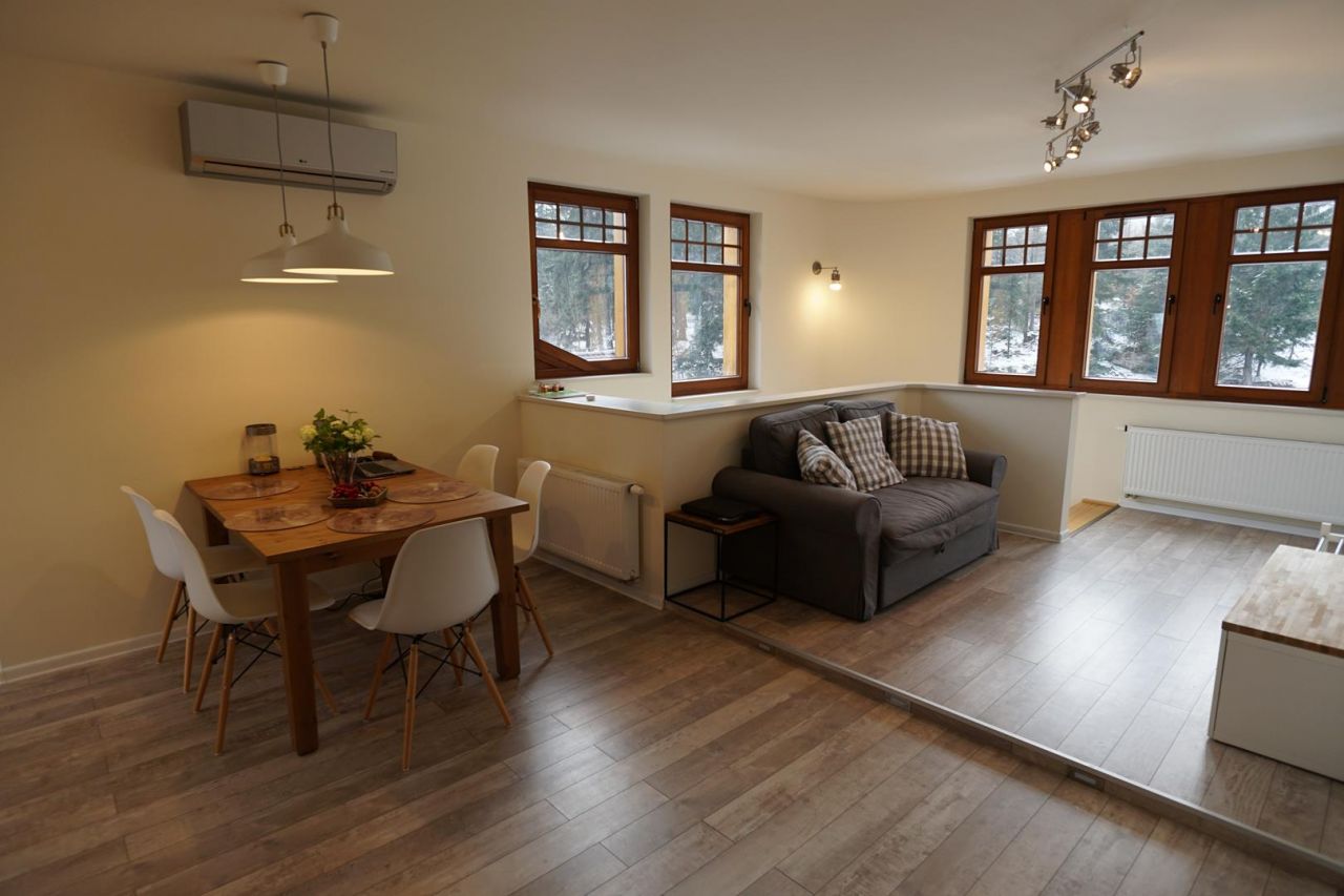 Mieszkanie 4-pokojowe Szklarska Poręba Szklarska Poręba-Huta, ul. Szosa Czeska. Zdjęcie 6