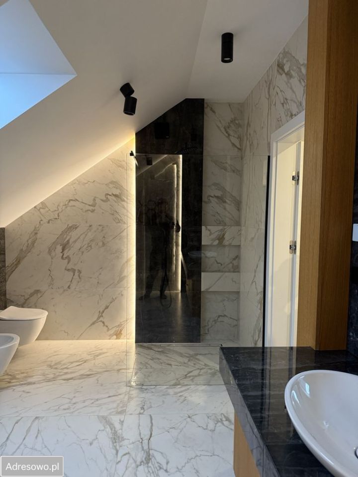 dom wolnostojący, 7 pokoi Łyczanka, ul. Dworska. Zdjęcie 5