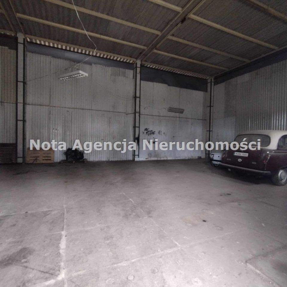 Hala/magazyn Wałbrzych Piaskowa Góra. Zdjęcie 7