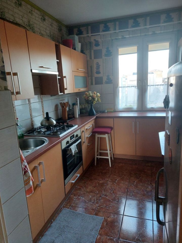 Mieszkanie 3-pokojowe Żychlin. Zdjęcie 5