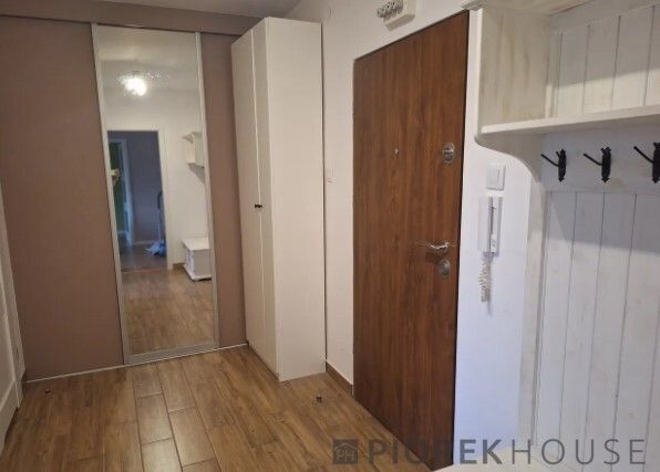 Mieszkanie 2-pokojowe Warszawa Praga-Południe, ul. Jugosłowiańska. Zdjęcie 2