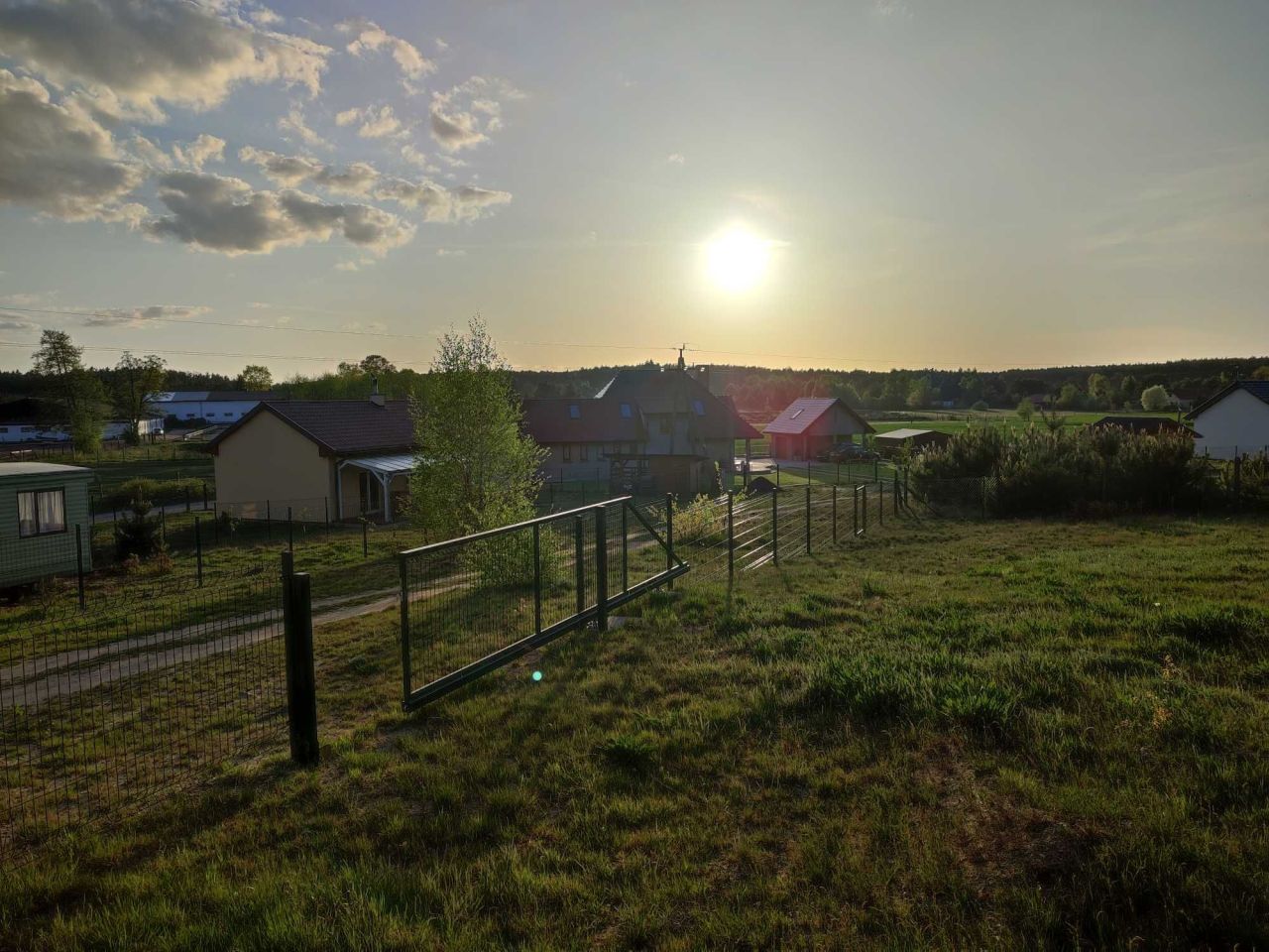 Działka budowlana Bronków. Zdjęcie 5