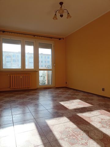 Mieszkanie 3-pokojowe Dębno, ul. Ludwika Waryńskiego. Zdjęcie 1