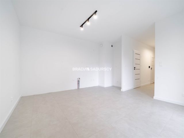 Mieszkanie 2-pokojowe Kraków Mistrzejowice, ul. Powstańców. Zdjęcie 4