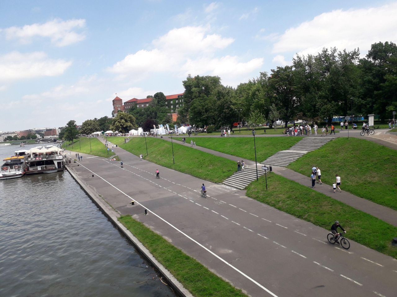 Mieszkanie 1-pokojowe Kraków Ludwinów, ul. Wierzbowa. Zdjęcie 2