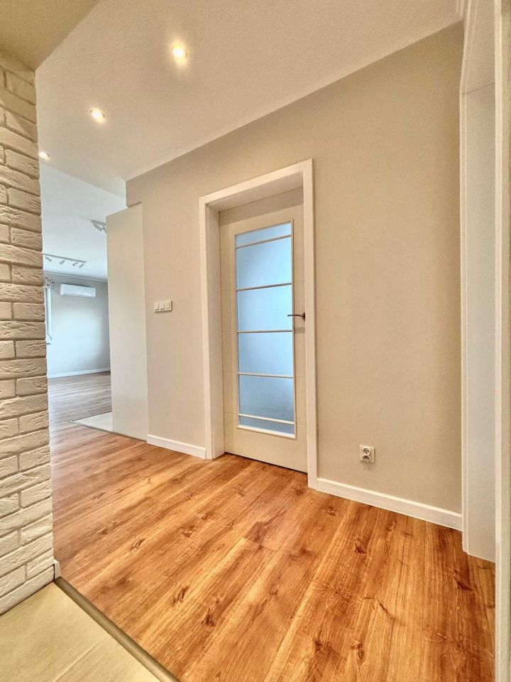 Mieszkanie 3-pokojowe Katowice os. Tysiąclecia. Zdjęcie 2