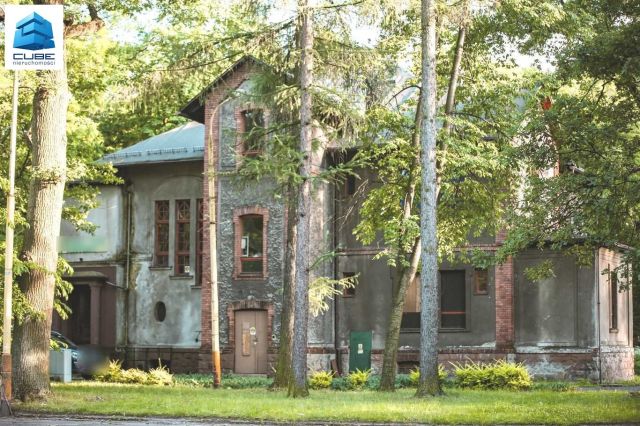 dworek, 8 pokoi Czechowice-Dziedzice. Zdjęcie 1