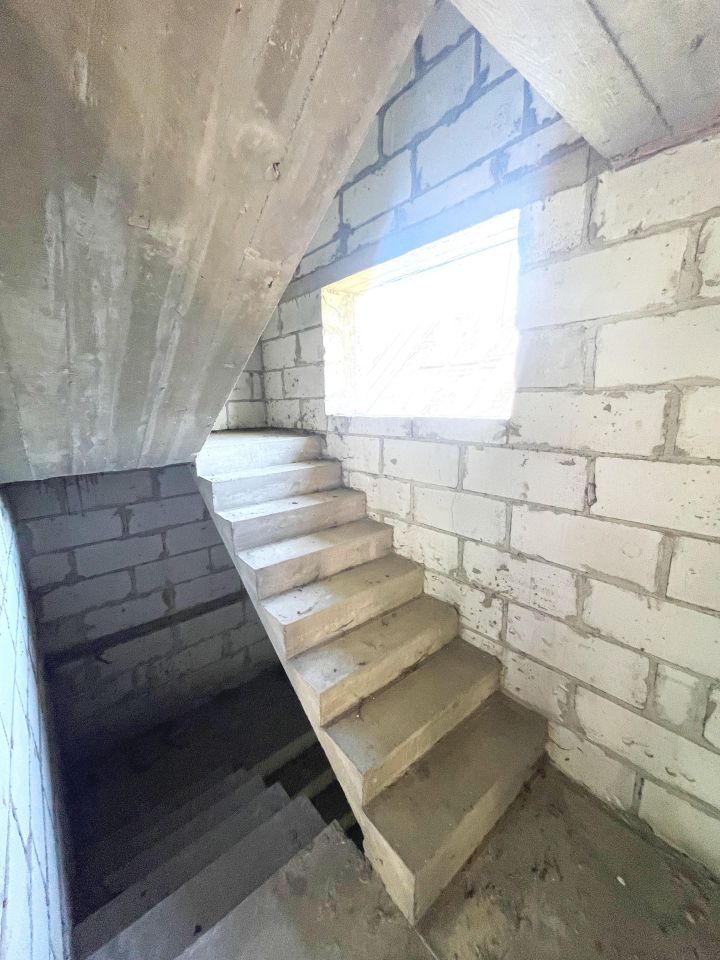 dom wolnostojący, 5 pokoi Bąkowa Góra. Zdjęcie 5