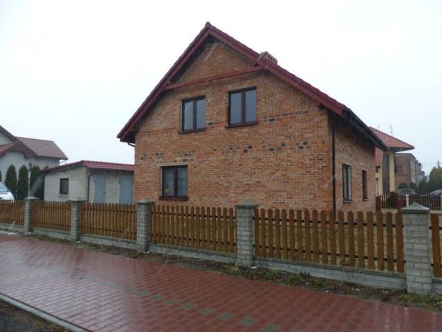 dom wolnostojący Niechanowo, ul. Radosna. Zdjęcie 1