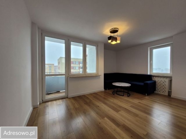 Mieszkanie 3-pokojowe Warszawa Bródno, ul. Wyszogrodzka. Zdjęcie 1