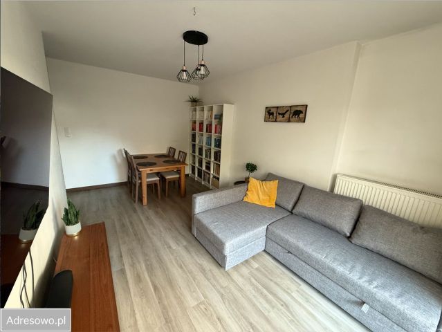 Mieszkanie 3-pokojowe Warszawa Grochów, ul. Przeworska. Zdjęcie 1