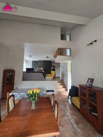 bliźniak, 5 pokoi Konin Przydziałki, ul. Koralowa. Zdjęcie 2