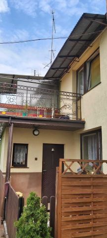 Mieszkanie 3-pokojowe Pabianice. Zdjęcie 1