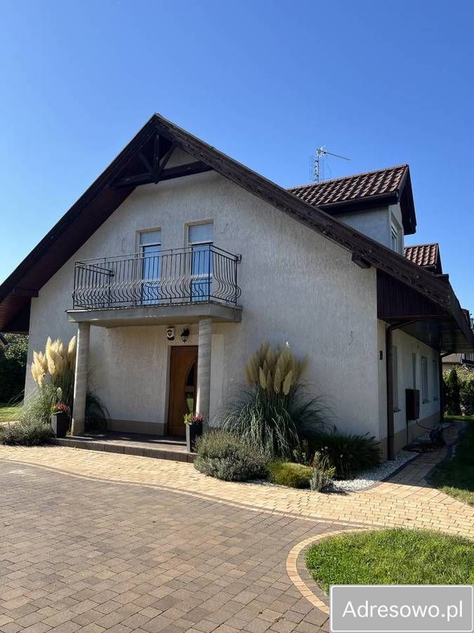 dom wolnostojący Święta Katarzyna