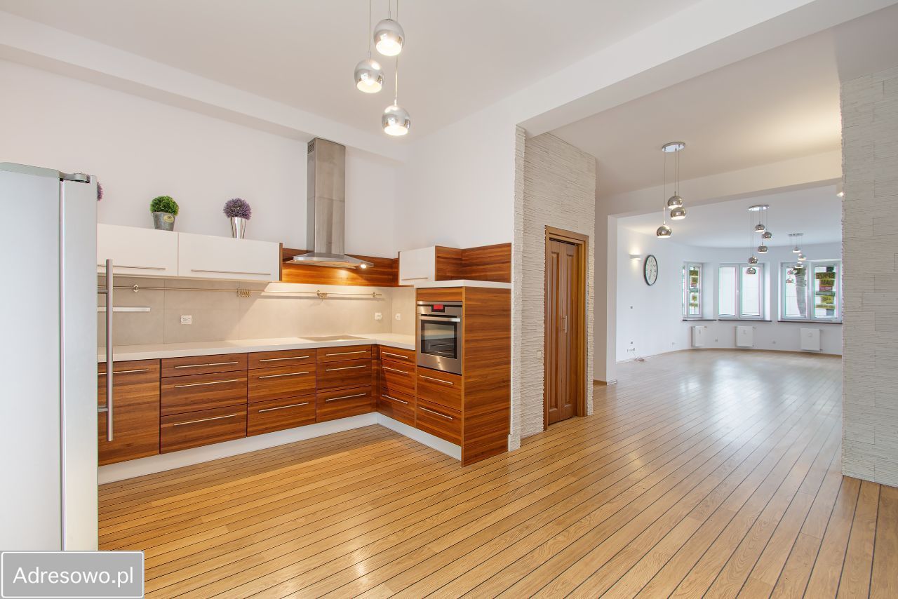 Mieszkanie 4-pokojowe Kołobrzeg. Zdjęcie 12