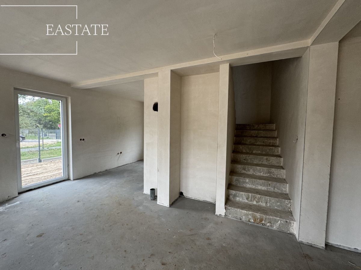 dom wolnostojący, 5 pokoi Osowiec. Zdjęcie 8