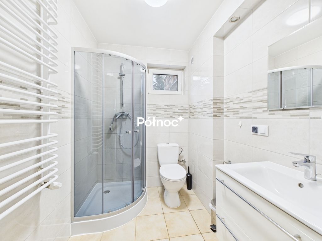 dom wolnostojący, 10 pokoi Warkałki. Zdjęcie 15