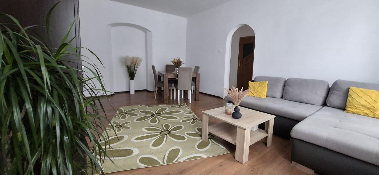 Mieszkanie 2-pokojowe Wałbrzych Stary Zdrój, ul. Kombatantów. Zdjęcie 2