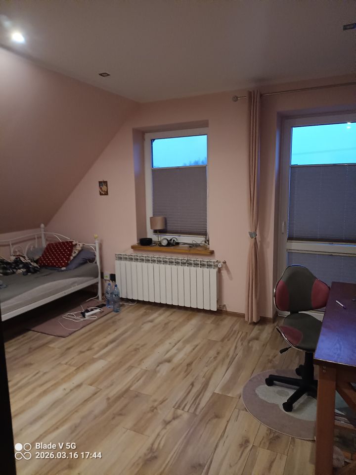 dom wolnostojący, 4 pokoje Karczówka. Zdjęcie 5