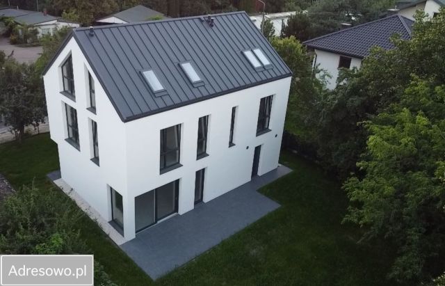 dom wolnostojący, 7 pokoi Otrębusy, ul. Klonowiec. Zdjęcie 1