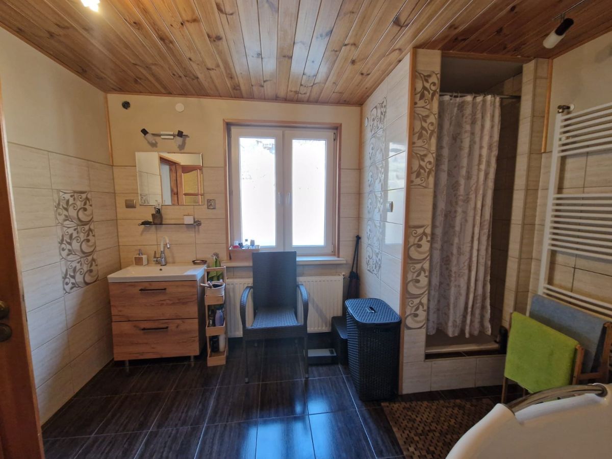 dom wolnostojący, 9 pokoi Jelenia Góra Jagniątków. Zdjęcie 11