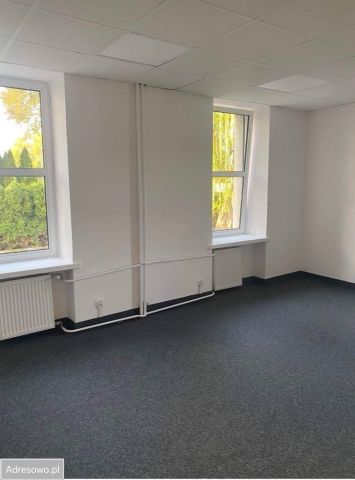 Biuro Grodzisk Mazowiecki Centrum, ul. Kierlańczyków. Zdjęcie 1