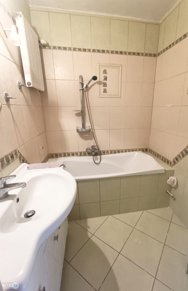 Mieszkanie 3-pokojowe Kielce. Zdjęcie 5