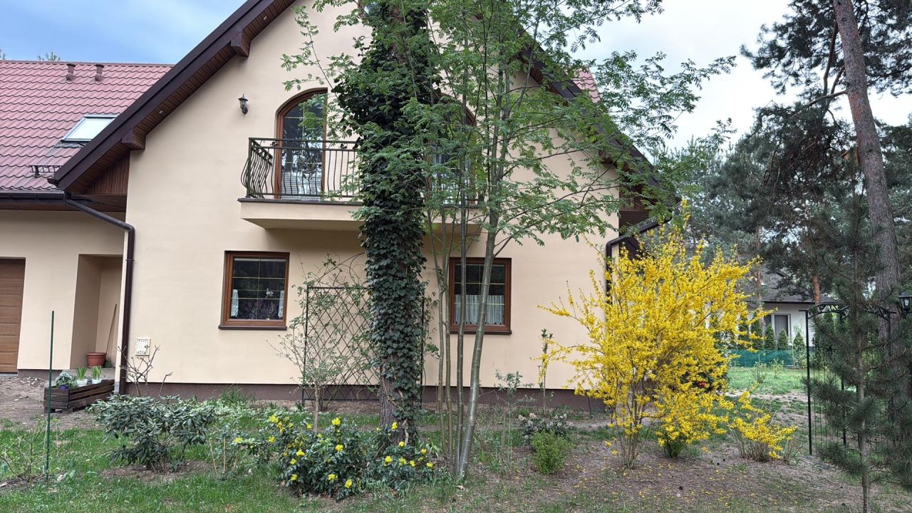 dom wolnostojący, 5 pokoi Chotomów, ul. Złota. Zdjęcie 8