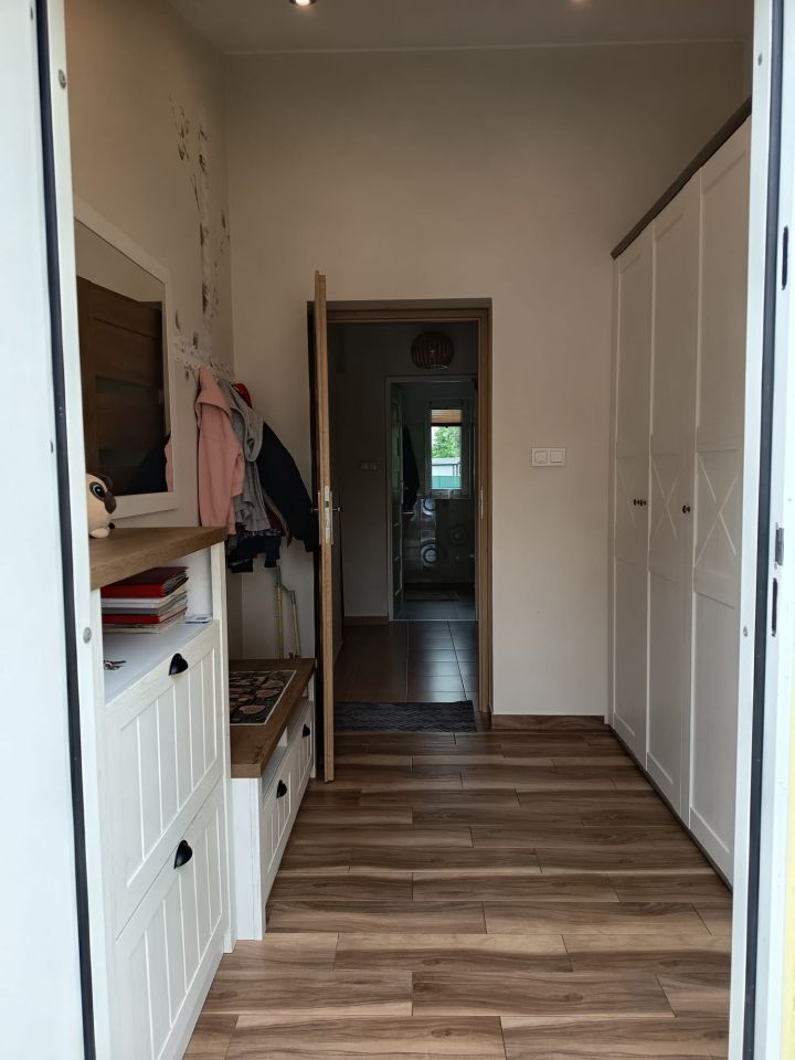 dom wolnostojący, 6 pokoi Samotrzask. Zdjęcie 45