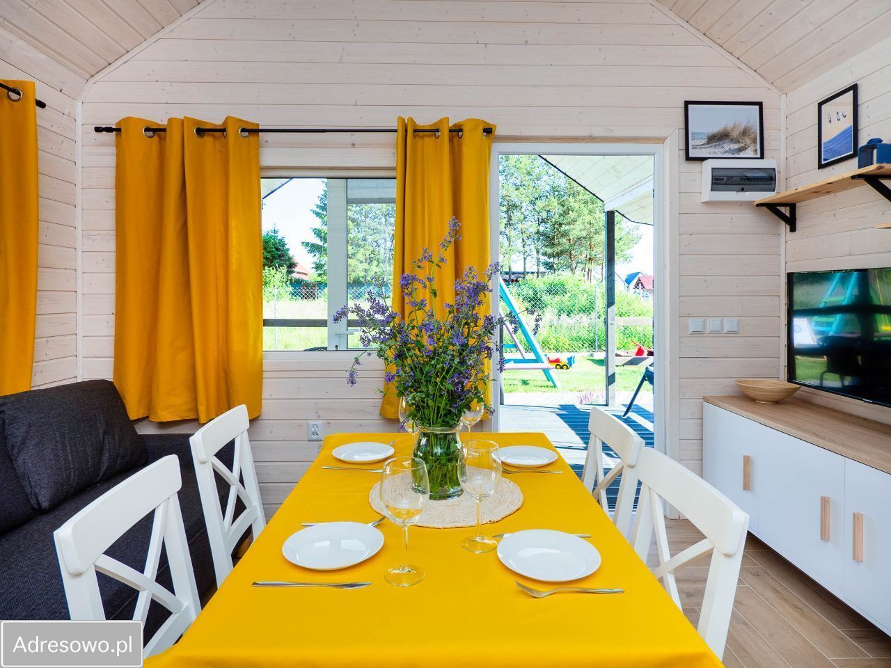 Hotel/pensjonat Rusinowo, ul. Króla Maciusia. Zdjęcie 8