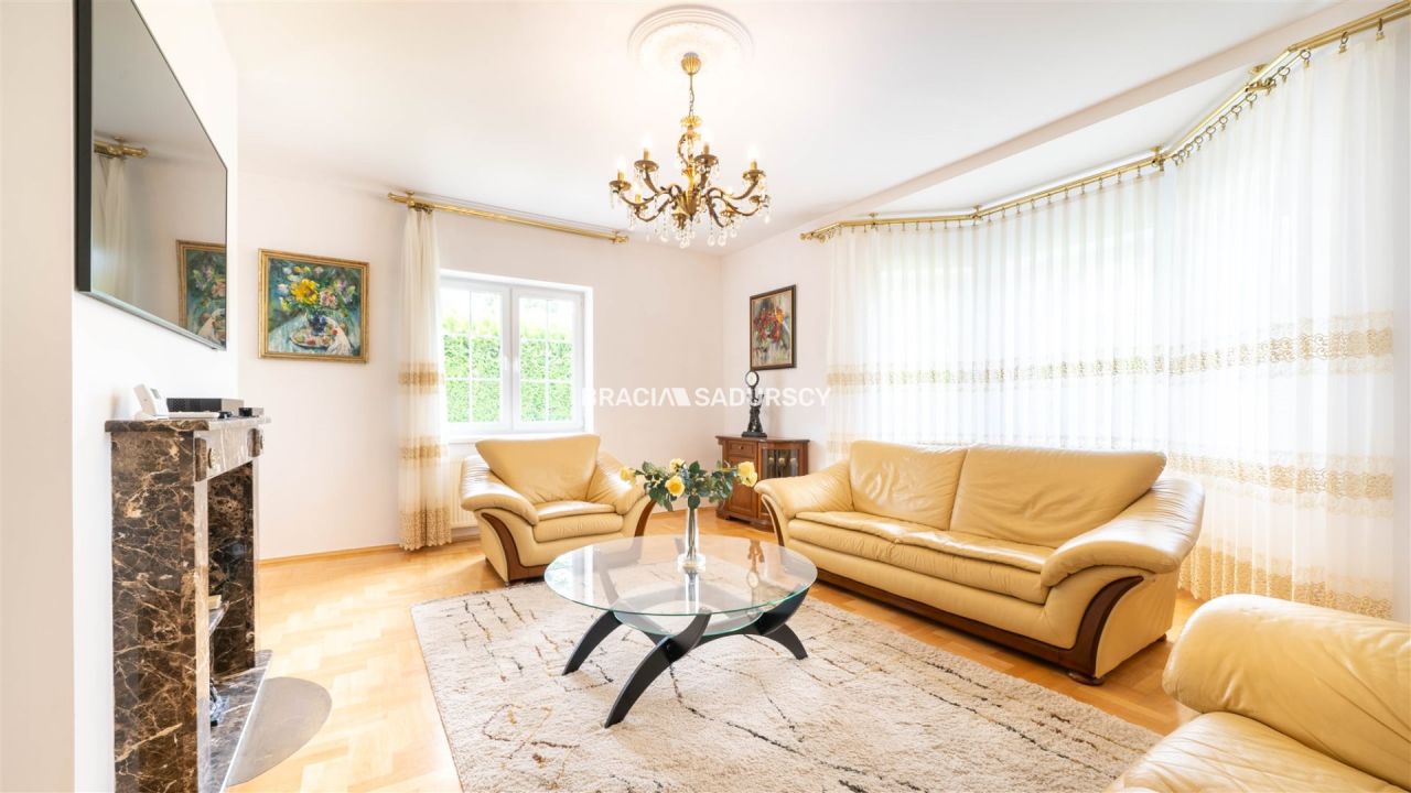 dom wolnostojący, 6 pokoi Libertów, ul. św. Floriana. Zdjęcie 3
