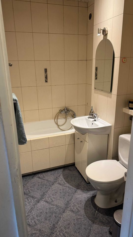 Mieszkanie 2-pokojowe Warszawa Targówek, ul. Krasiczyńska. Zdjęcie 3