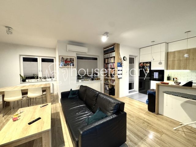 Mieszkanie 4-pokojowe Łódź Chojny, ul. Lotna. Zdjęcie 1