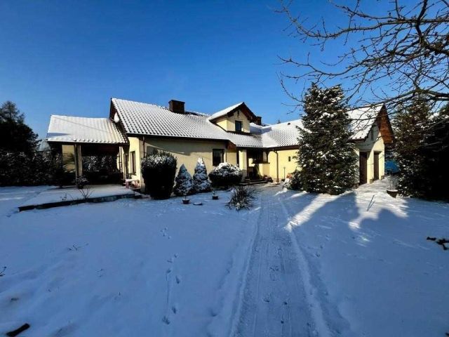 dom wolnostojący Gliwice Żerniki, ul. Kurpiowska. Zdjęcie 1